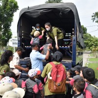 Kegiatan Field Trip Joyful K1 & Fortunate K2 TK Metta Maitreya ke LANUD Roesmin Nurjadin | TK METTA MAITREYA